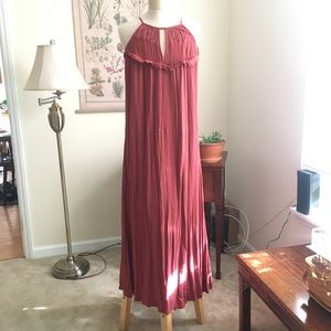 Flowy Pleated Maxi Dress